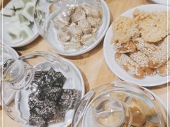 -阮大兴糕团(杭州西湖银泰百货店)