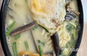 White Soup Eel Noodles