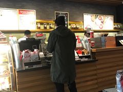 -星巴克(中远两湾城店)