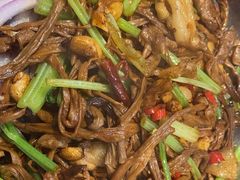 -鑫小城故事·藕汤·家常菜(台北一路总店)
