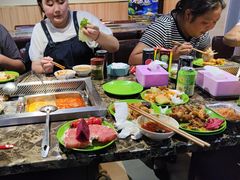 -新艺自助美食城(中山路店)