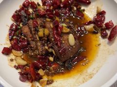 -黄泥岗·地道湖北菜(奥特莱斯店)