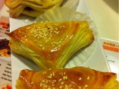 叉烧酥-新大咀港式茶餐厅(宝山万达店)