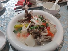 豪情手抓肉-巴扎美食·新疆菜·西域歌舞表演餐厅(新疆大厦店)