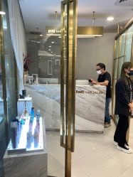 -八佰伴8008星级形象店