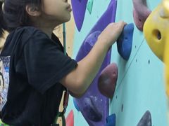 -蓝天攀岩-青少年训练(罗湖益田假日广场店)