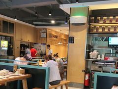 大堂-木屋烧烤(万德庄店)