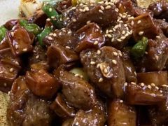 -泉畔人家·老济南经典鲁菜(大明湖店)