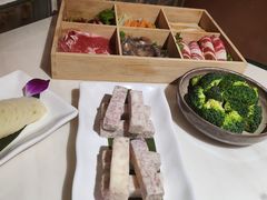 -喃喃椰·糟粕醋·椰子鸡火锅(七堡花园店)
