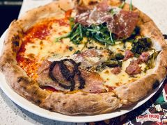 四季披萨-BOTTEGA意库(中骏世界城店)