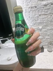 -刘娟美甲沙龙