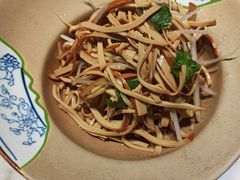 -大城小院饭店(博隆广场虹桥店)