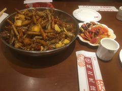 干锅牛蛙-馋嘴蛙火锅