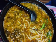 -香巴拉云南餐厅(华莱坞店)