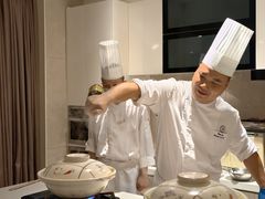 -盛宴标帜西餐厅龙虾.鲍鱼•牛排(重庆喜来登大酒店)
