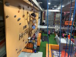 -嗨翻Hi-Fun竞技主题乐园·蹦床团建生日聚会(五棵松华熙店)