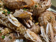 -三亚火车头万人海鲜广场