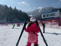 -亚布力新体委滑雪场