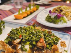 -香巴拉云南餐厅(华莱坞店)