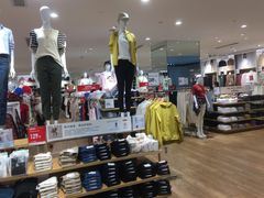 -优衣库(上海金桥太茂店)