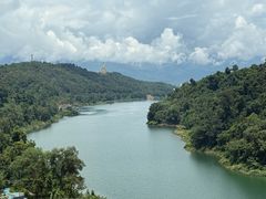 -孔雀湖生态旅游区