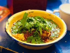 冒脑花-马路边边串串香(双井直营店)