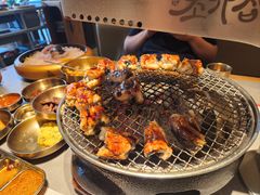 -草家酱蟹炭火烤肉店(珲春南路一店)