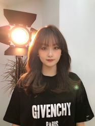 -BULB STUDIO 巴柏明星发型工作室