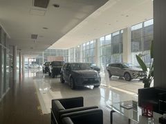 -上海伟杰·捷豹路虎4S店(闵行店)