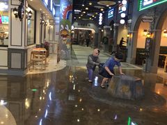 -吾悦广场(南京鼓楼店)