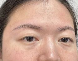 -一个差评成就的纹眉店