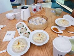 六月黄蟹粉灌汤包-苏小柳点心·手作小笼包(新街口分院店)