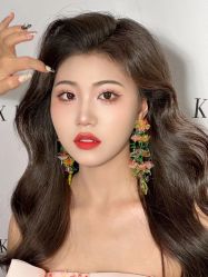 -小乐化妆美甲半永久培训学校