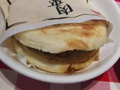 酥皮肉夹馍-西贝(吴江路湟普汇店)