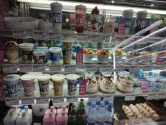 零售区-Blueglass酸奶(财富购物中心店)