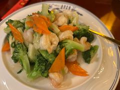 -Old Shanghai Restaurant
