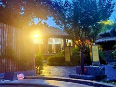 -大连金石滩绿发温泉假日酒店
