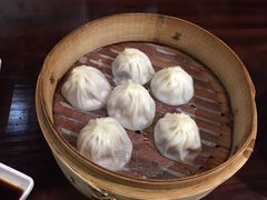 鲜肉汤包-赤酱红油(家乐福店)