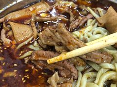 -鹍记特色牛杂面