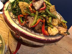 -金牌老碗时尚陕菜(王府井百货店)