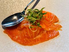 三文鱼温泉蛋配鱼子-Solo(衡山路店)