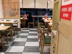 大堂-深巷家味馆.湖北头牌红烧鱼头拌饭(黄陂店)