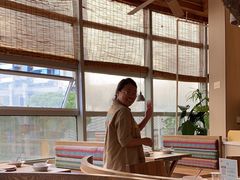 -蜜桃餐厅·伴山(湖滨商业街店)