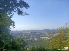 -灵岩山风景区