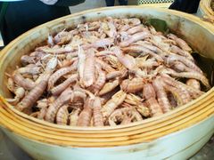 -荣誉国际酒店-云顶旋转餐厅