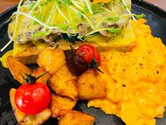 特制牛排佛卡夏早午餐-UPPER KITCHEN(延安路店)