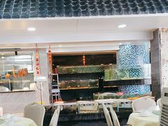 -鹏城人家海鲜酒家·23年老字号(较场尾店)