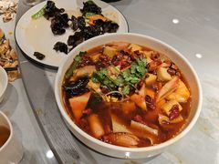 -巴特餐饮6加1音乐餐吧·新疆菜