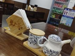 -蟹上黄·蟹黄面·江南糖水(人民广场店)