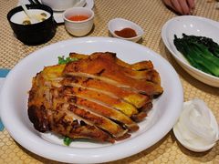 馕坑果木烤羊排-巴扎美食·新疆菜·西域歌舞表演餐厅(新疆大厦店)